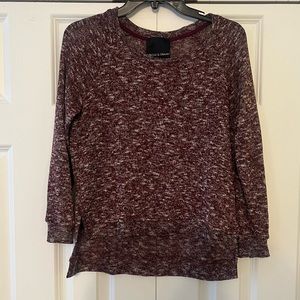 ❤️ Harlowe & Graham Burgundy Knit Top